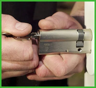 Houston Locksmith Services Houston, TX 281-670-2352 - 4-Locksmith-service